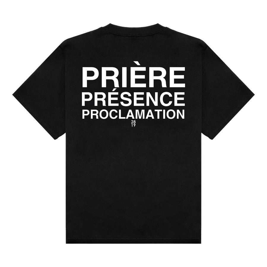 T-shirt proclamant la présence de la prière